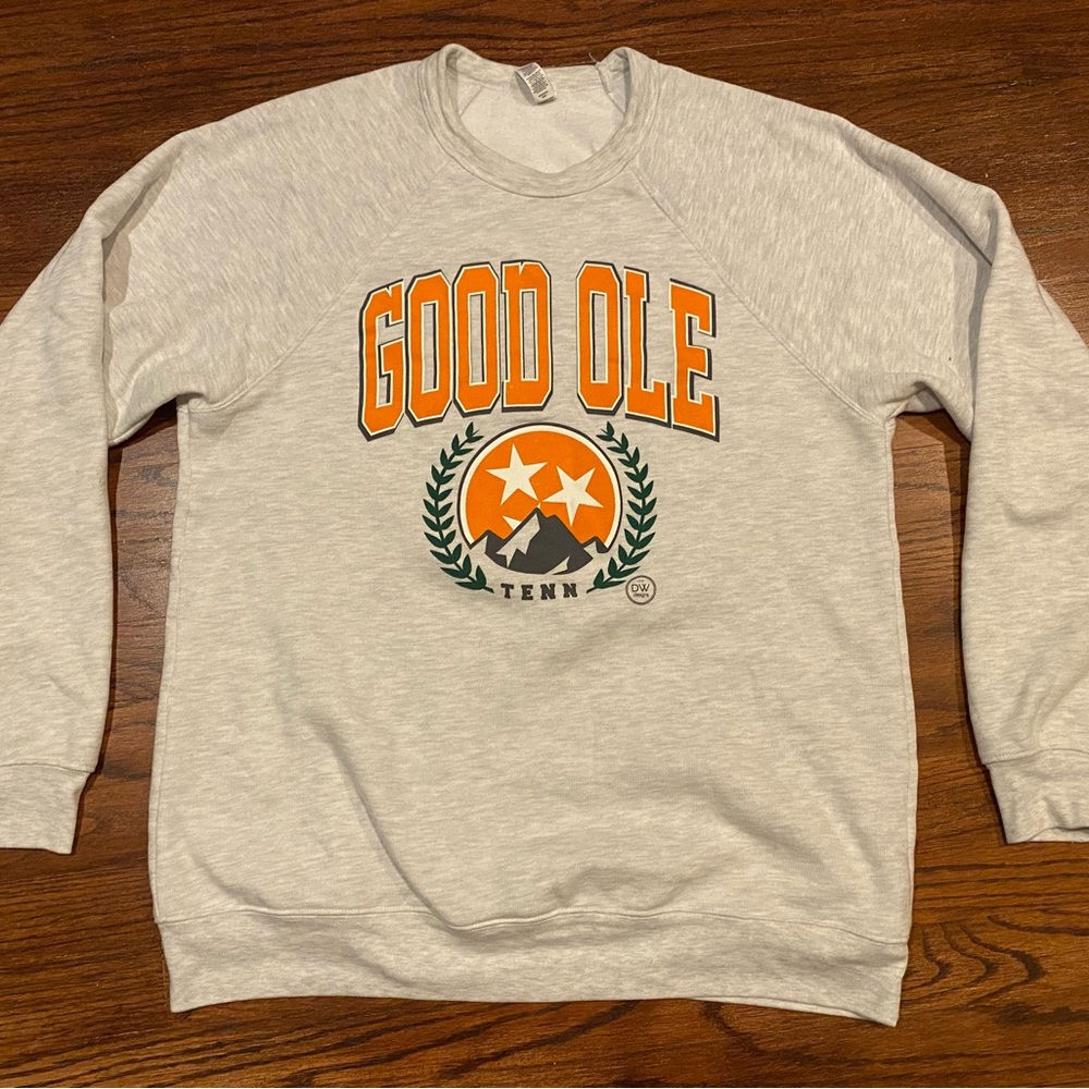 Gray Tennessee Sweatshirt- Large